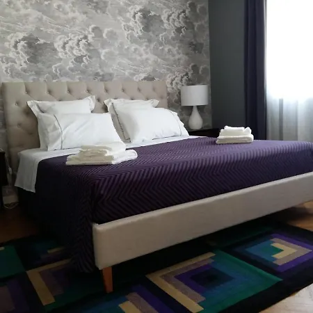 Julia Luxury Apartment *
